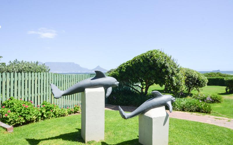 To Let 2 Bedroom Property for Rent in Dolphin Beach Western Cape